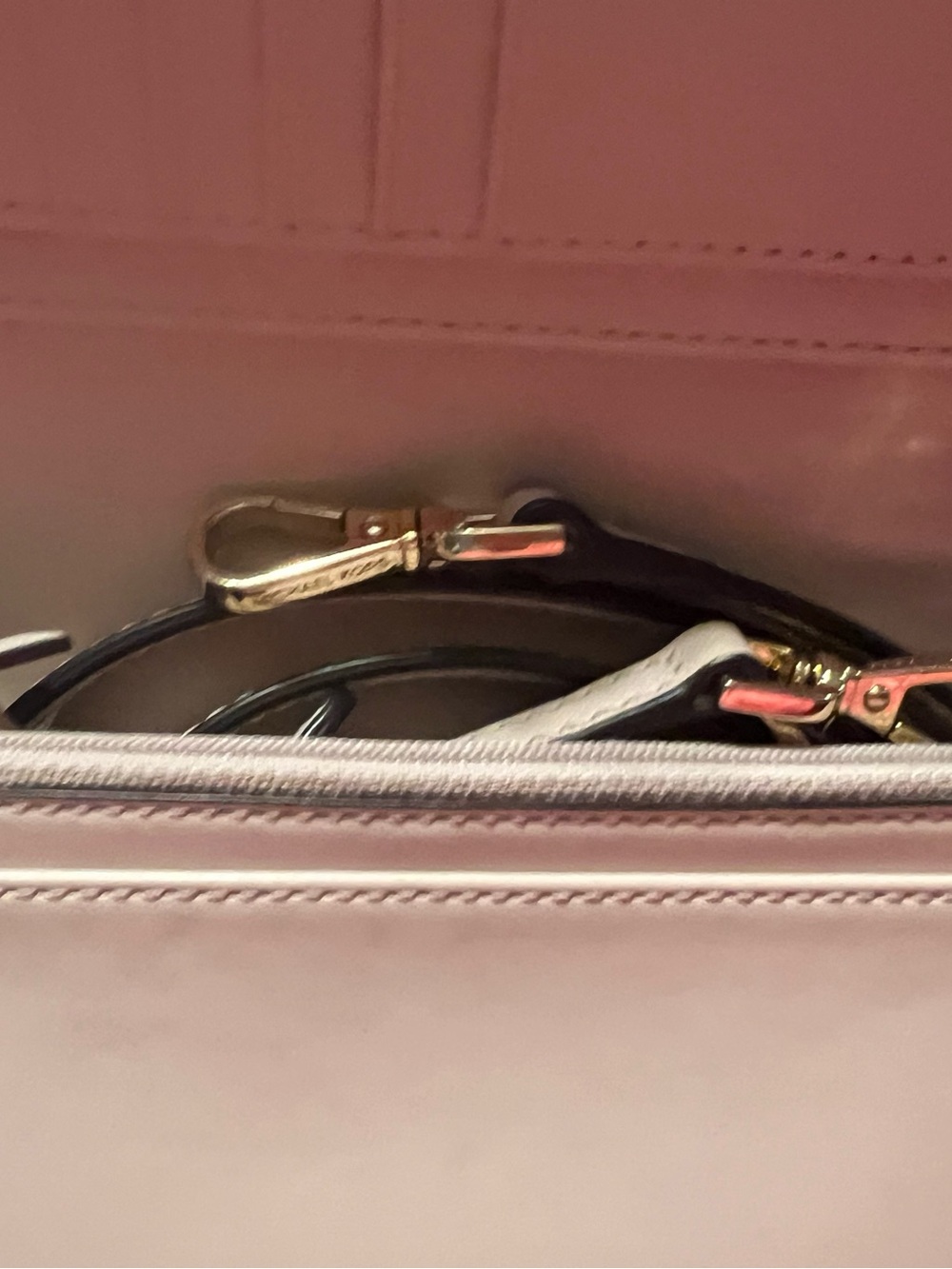 Michael Kors Light Pink Saffiano Leather Top-Handle mini crossbody wallet - Picture 5 of 5
